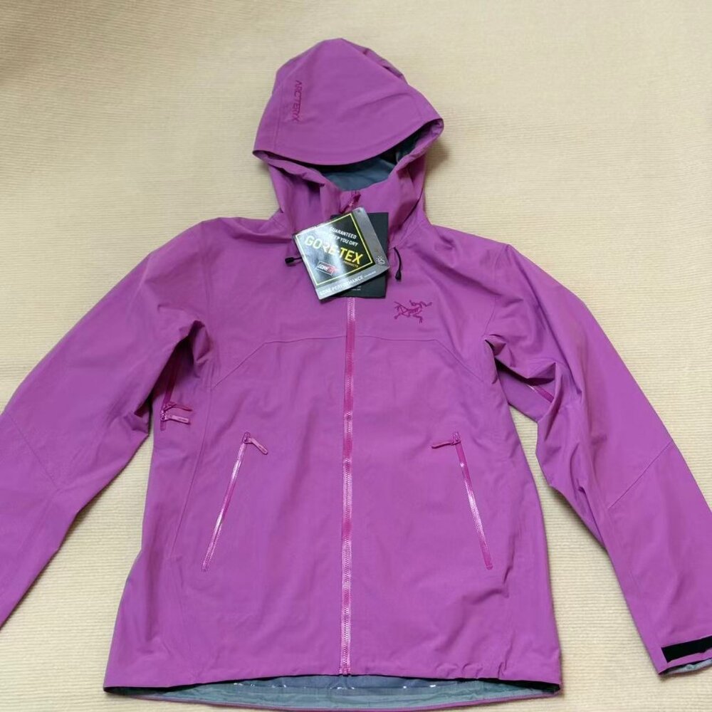 Arc'teryx rose pink windbreaker, unisex, comfortable and durable.